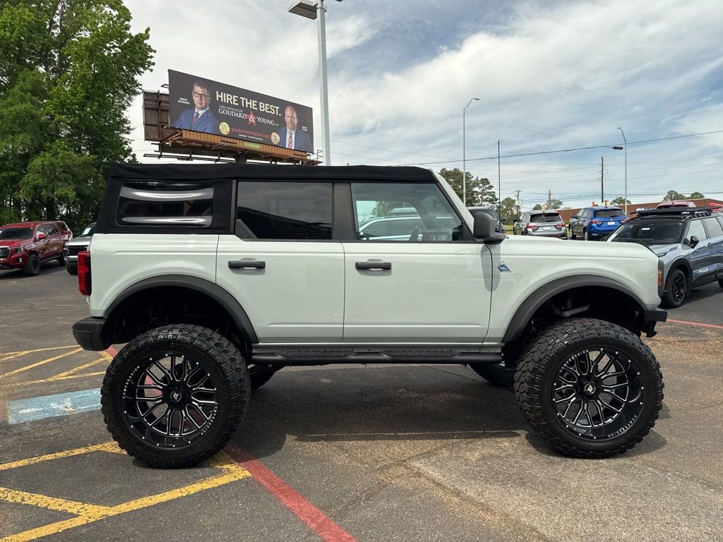 Used 2022 Ford Bronco Black Diamond w/ Sasquatch Package AWD/4WD image 8