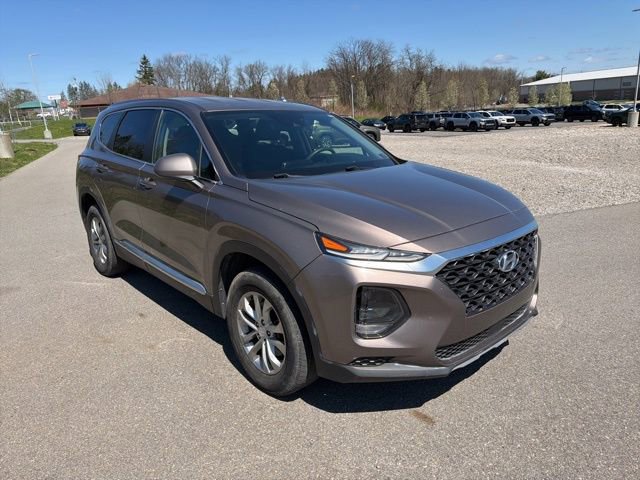 Used 2019 Hyundai Santa Fe SE image 5