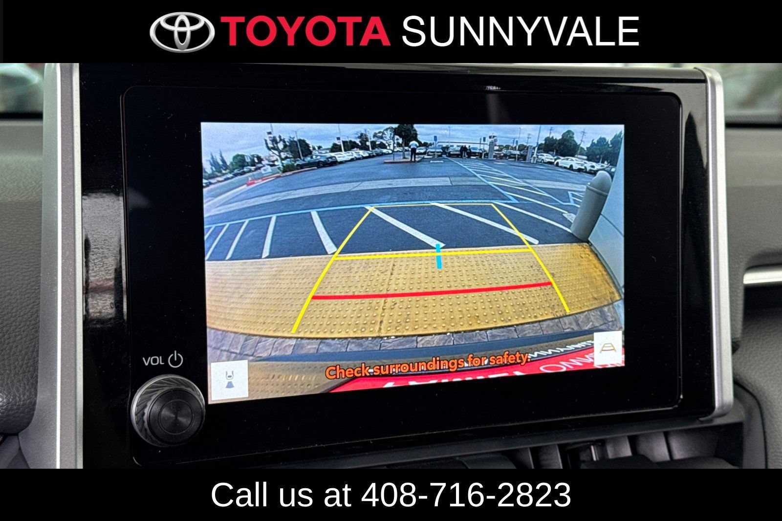 Used 2023 Toyota RAV4 XLE Premium AWD/4WD image 25