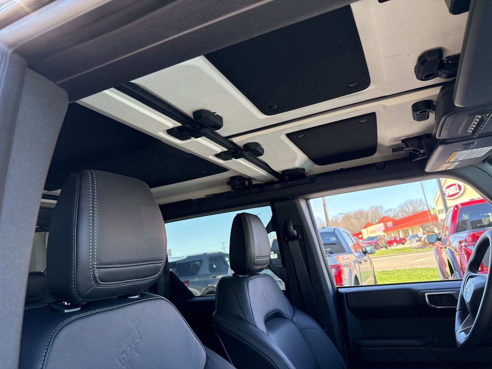 New 2025 Ford Bronco Badlands AWD/4WD image 33