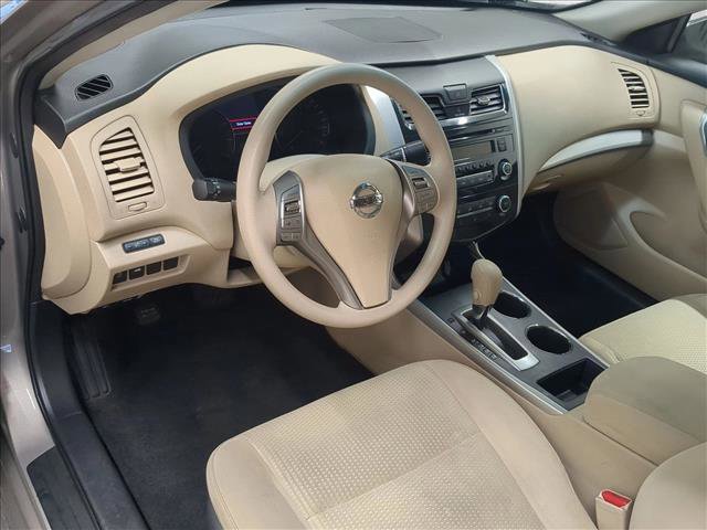 Used 2015 Nissan Altima 2.5 S w/ Power Driver Seat Package image 10