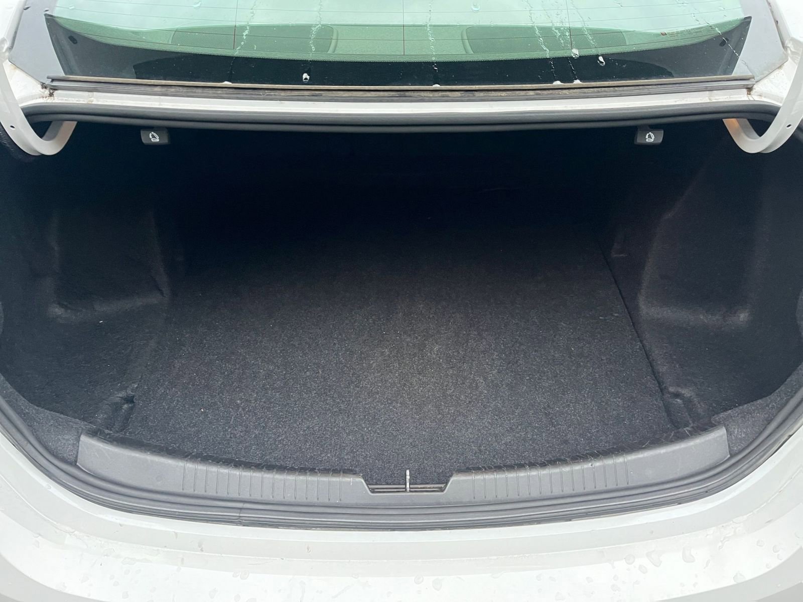 Used 2024 Chevrolet Malibu LT image 27