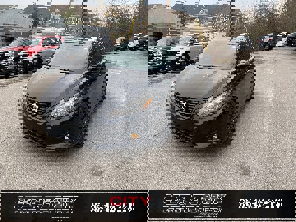Used 2018 Nissan Altima 2.5 SR w/ SR Midnight Edition image 1
