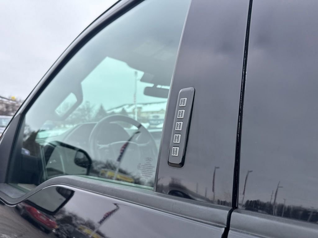 Used 2019 Ford F150 XLT w/ Equipment Group 301A Mid image 17