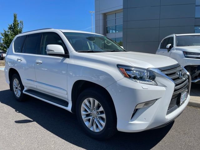 Used 2017 Lexus GX 460 Premium w/ Premium Package AWD/4WD image 5