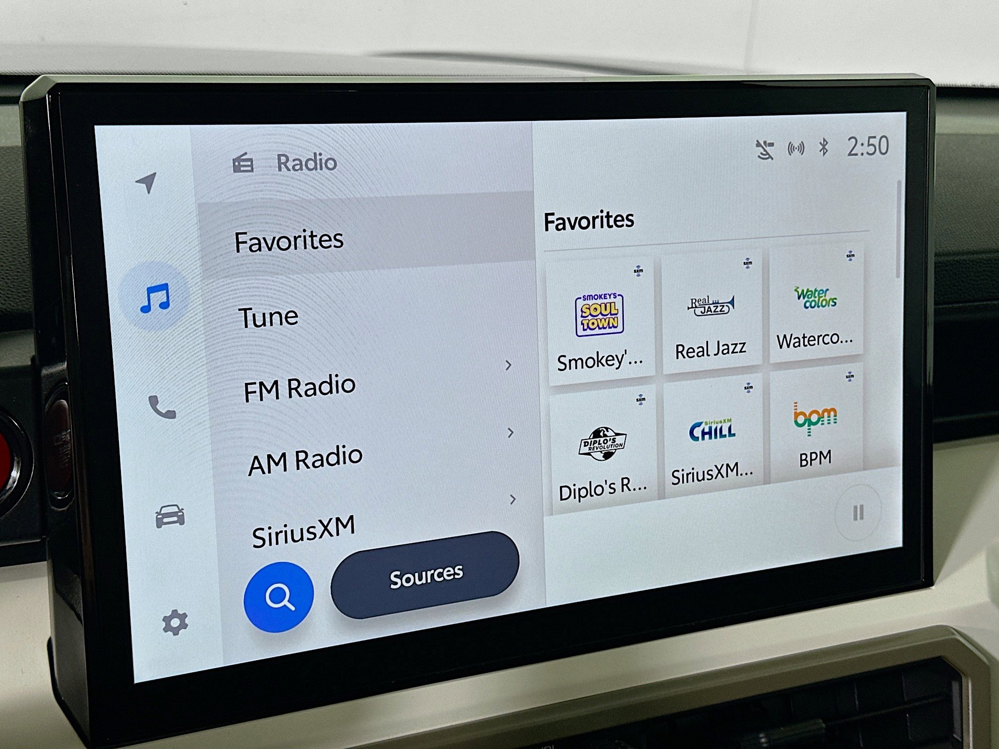 Used 2024 Toyota Tacoma TRD Off-Road AWD/4WD image 21