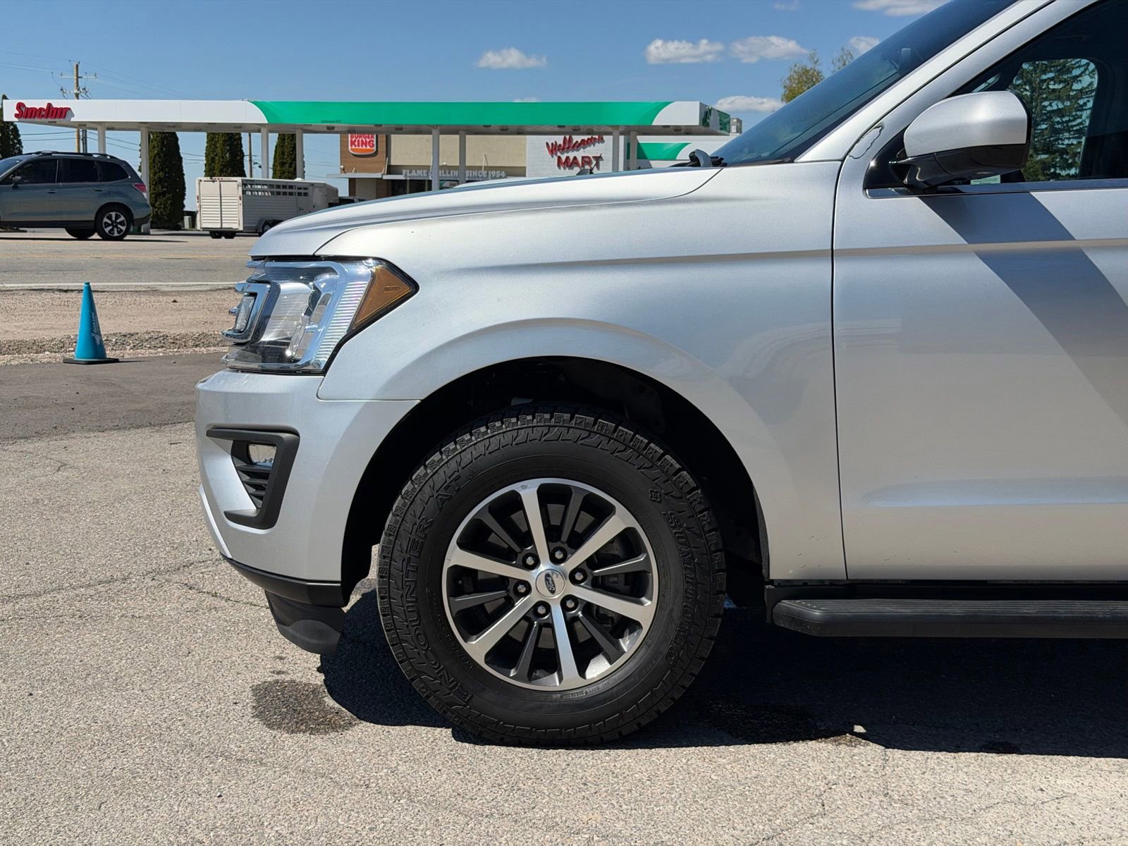 Used 2019 Ford Expedition Max XLT AWD/4WD image 12