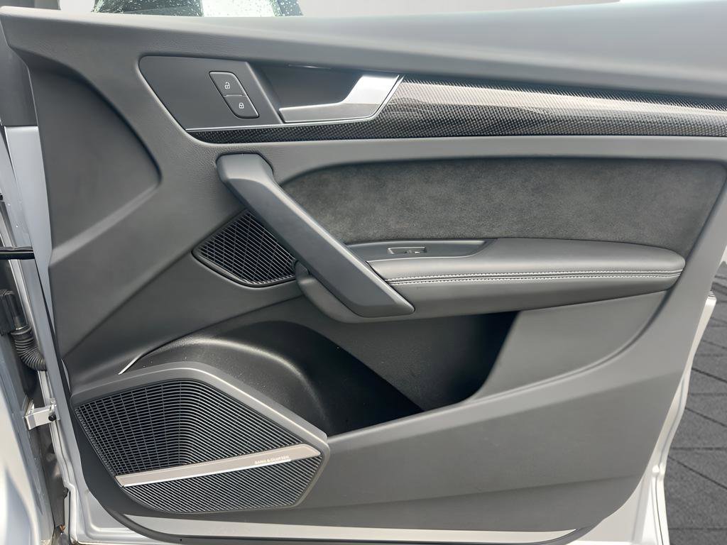 Used 2020 Audi SQ5 Prestige image 11