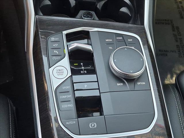 Certified 2024 BMW 330i Sedan w/ M Sport Package RWD image 11