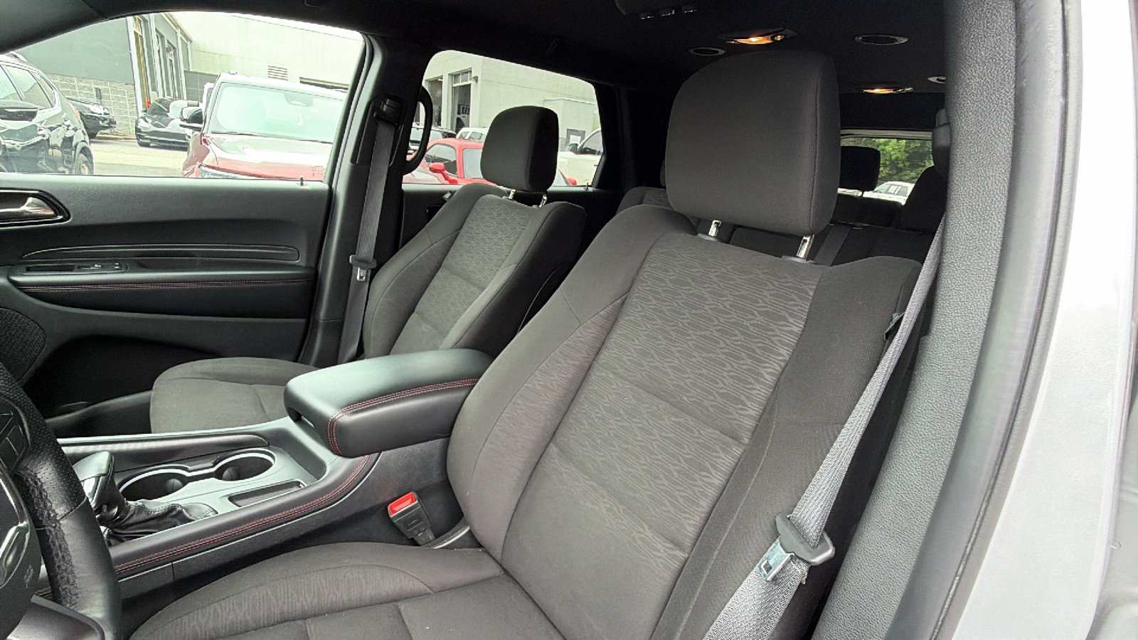 Used 2025 Dodge Durango GT AWD/4WD image 17