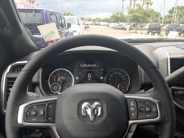 New 2026 RAM 3500 Big Horn AWD/4WD image 29