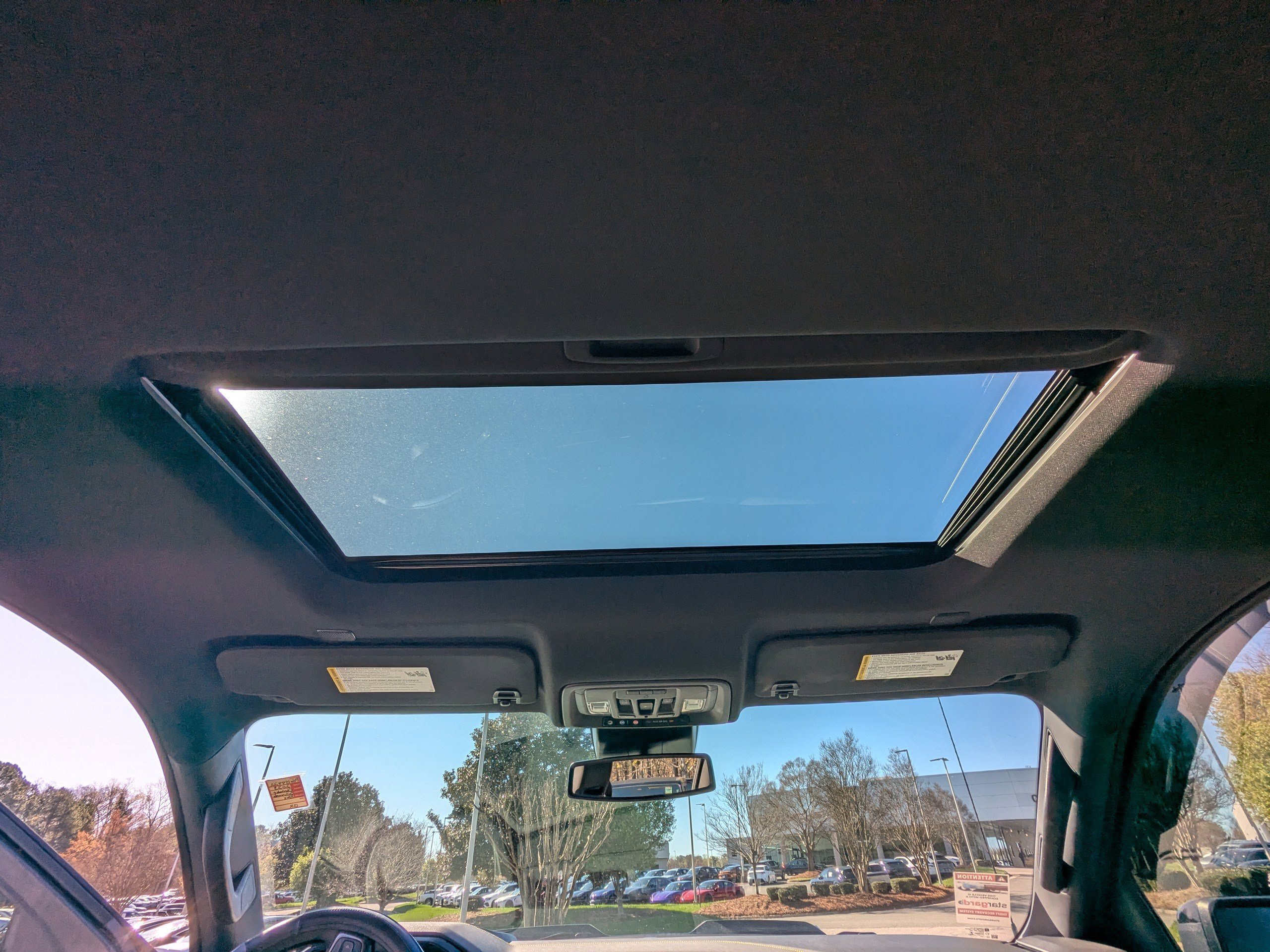 Used 2023 Chevrolet Silverado 1500 ZR2 image 13