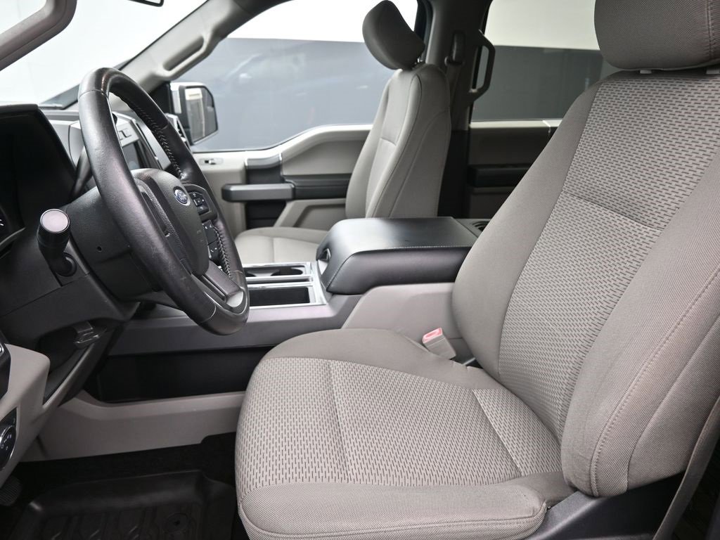 Used 2018 Ford F150 XLT w/ Equipment Group 302A Luxury image 19