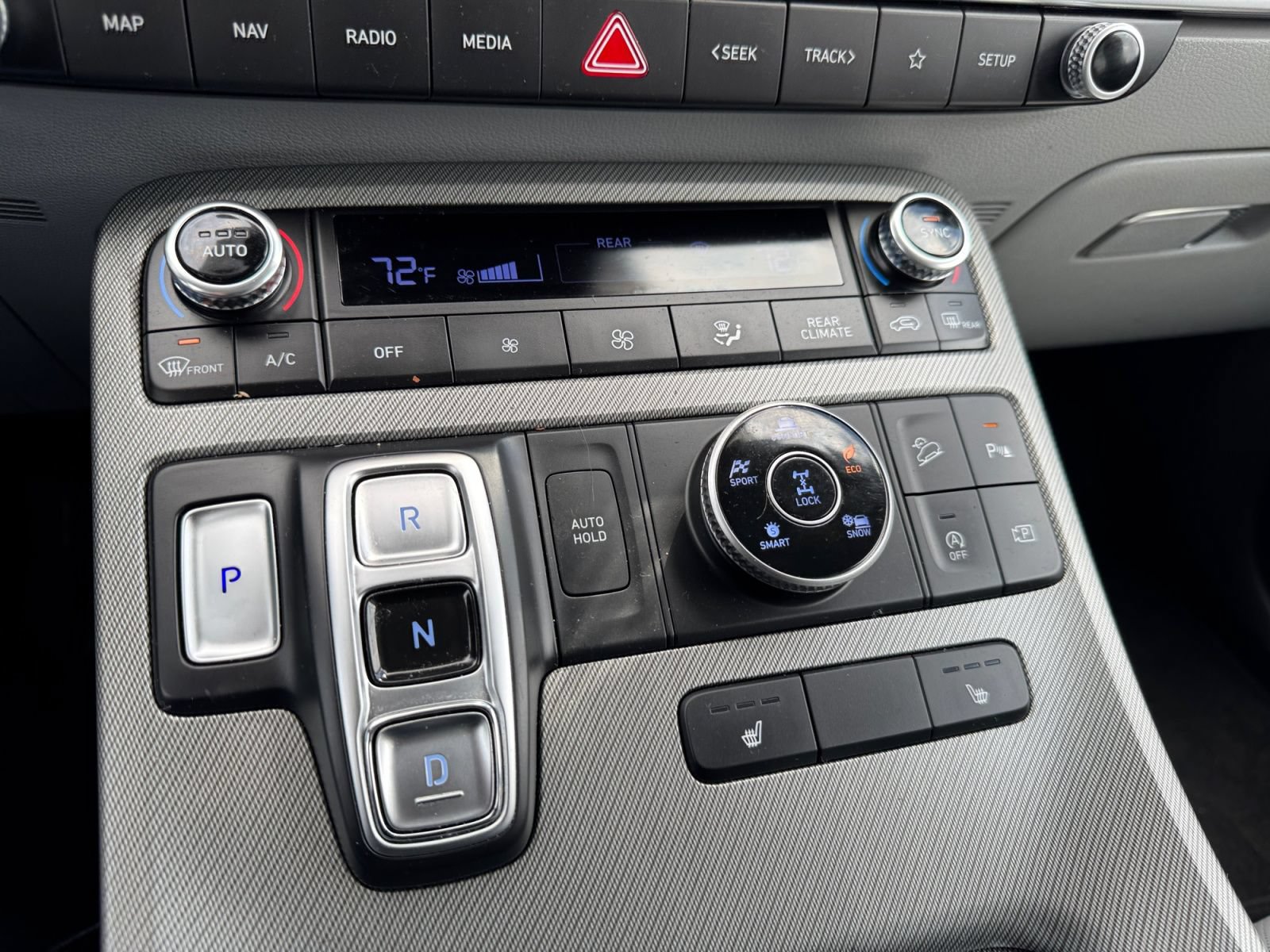 Used 2024 Hyundai Palisade SEL AWD/4WD image 25