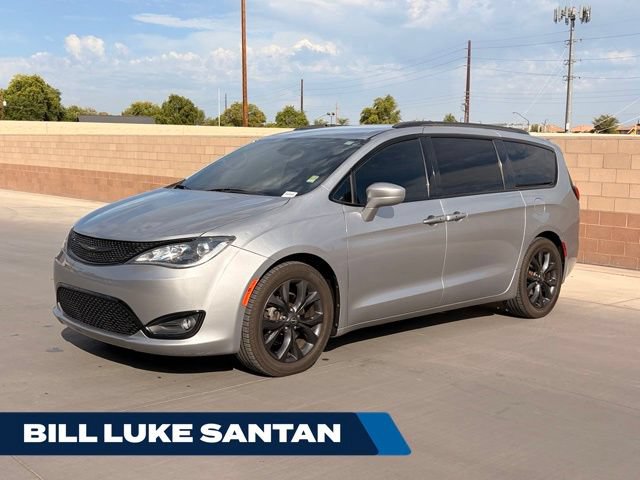 Used 2018 Chrysler Pacifica Touring-L Plus w/ S Appearance Package FWD 360° Tour