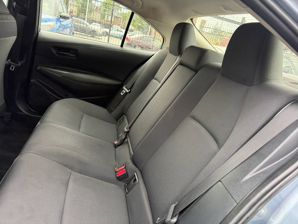 Used 2023 Toyota Corolla LE w/ LE Convenience Package FWD image 25