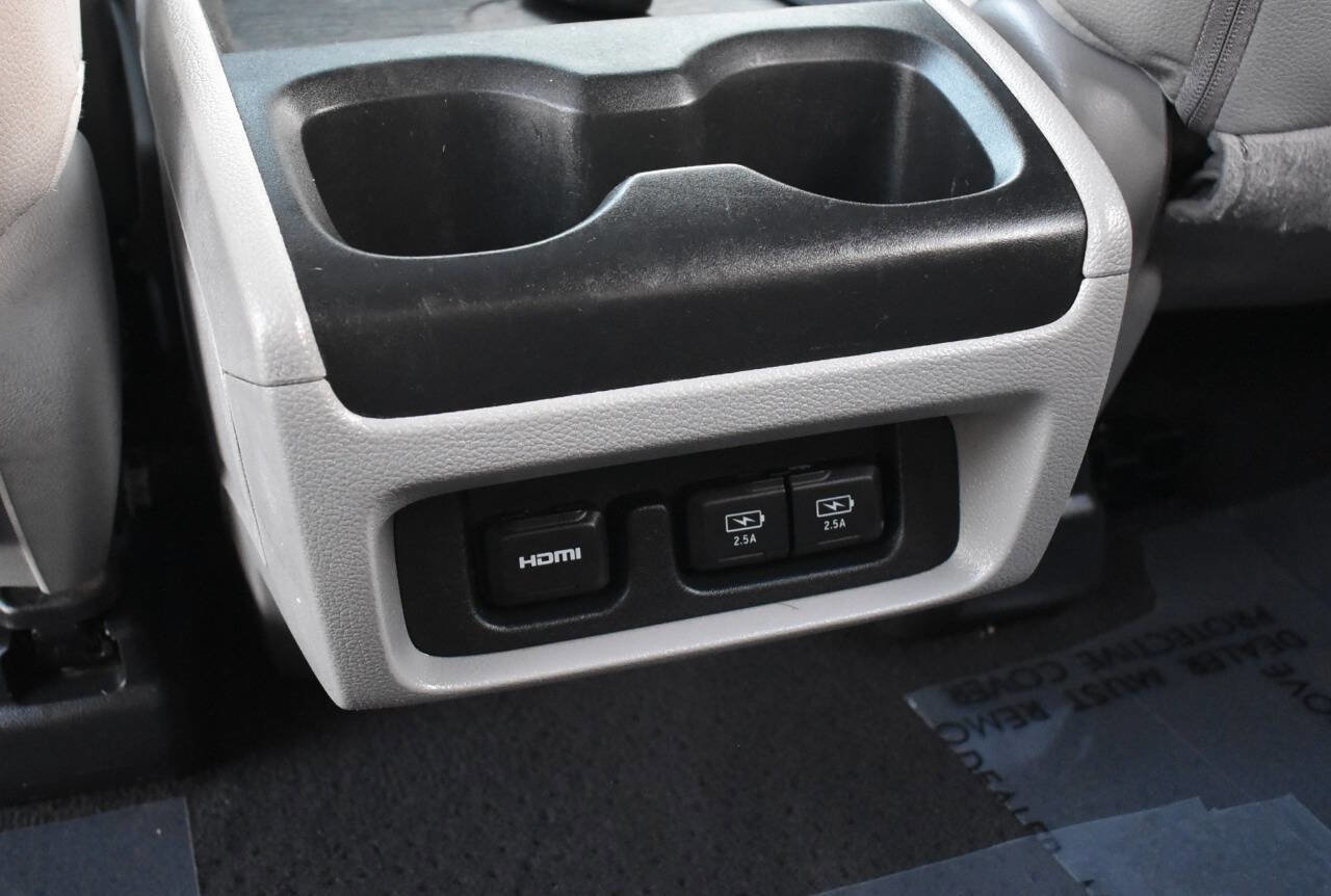 Used 2018 Honda Odyssey Elite image 48