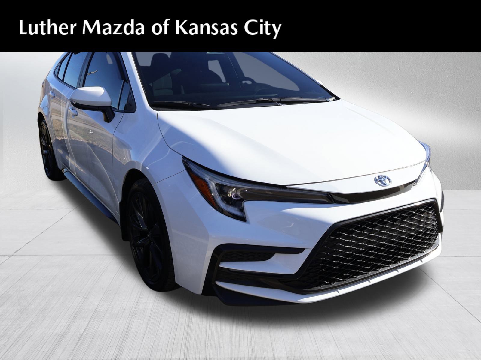 Used 2024 Toyota Corolla SE