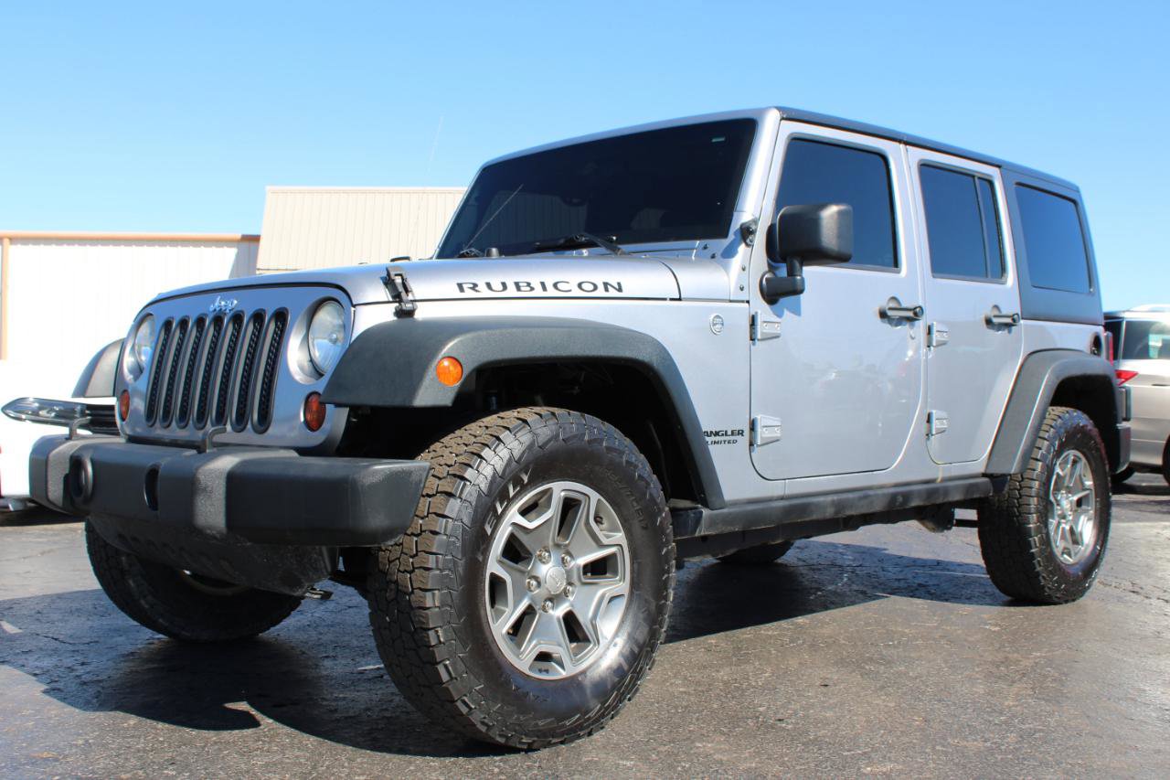 Used 2013 Jeep Wrangler Unlimited Rubicon w/ Dual Top Group image 14