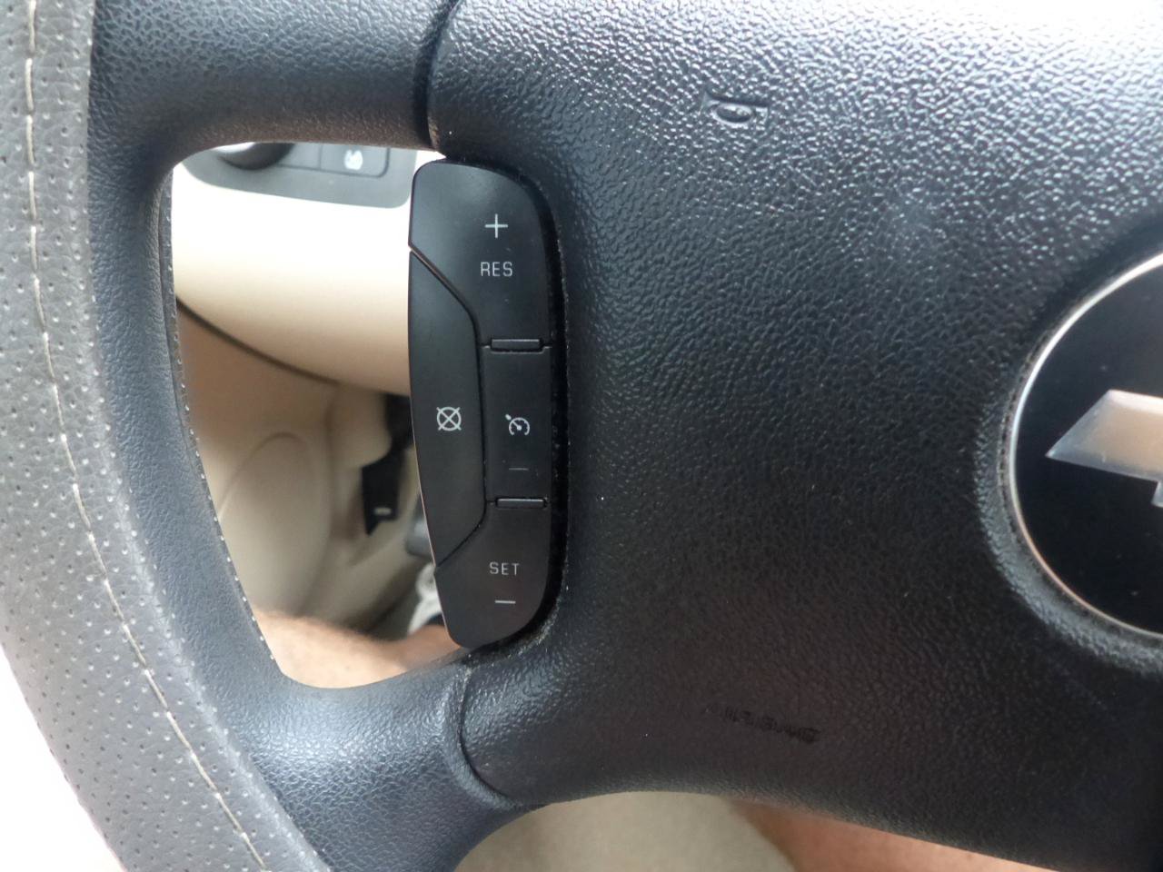 Used 2010 Chevrolet Impala LS FWD image 23