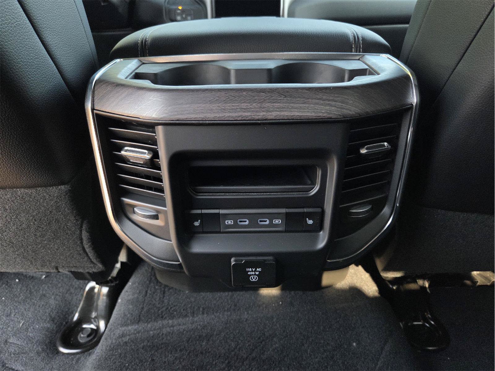 New 2027 RAM 3500 Laramie AWD/4WD image 18