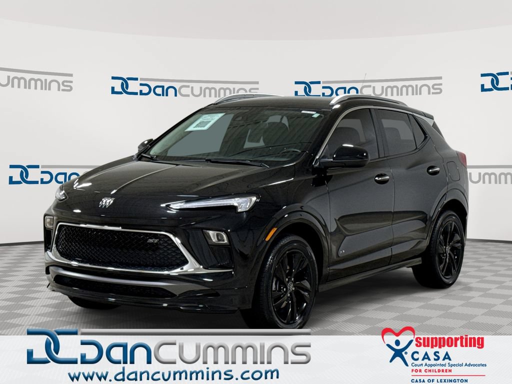 Used 2025 Buick Encore GX Sport Touring FWD image 1