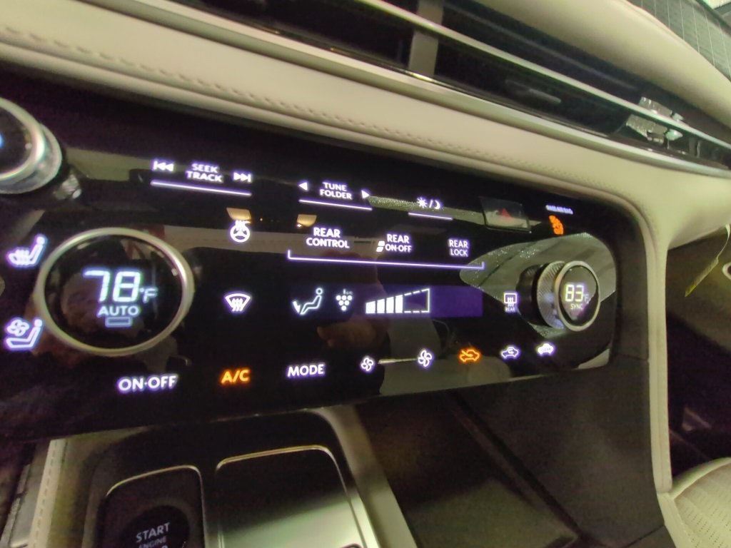 New 2026 INFINITI QX60 Autograph image 15