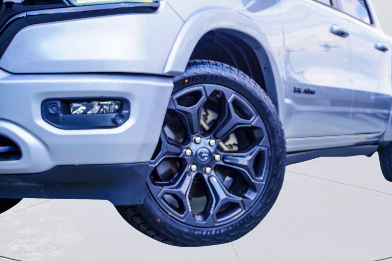 Used 2022 RAM 1500 Limited w/ Night Edition AWD/4WD image 2