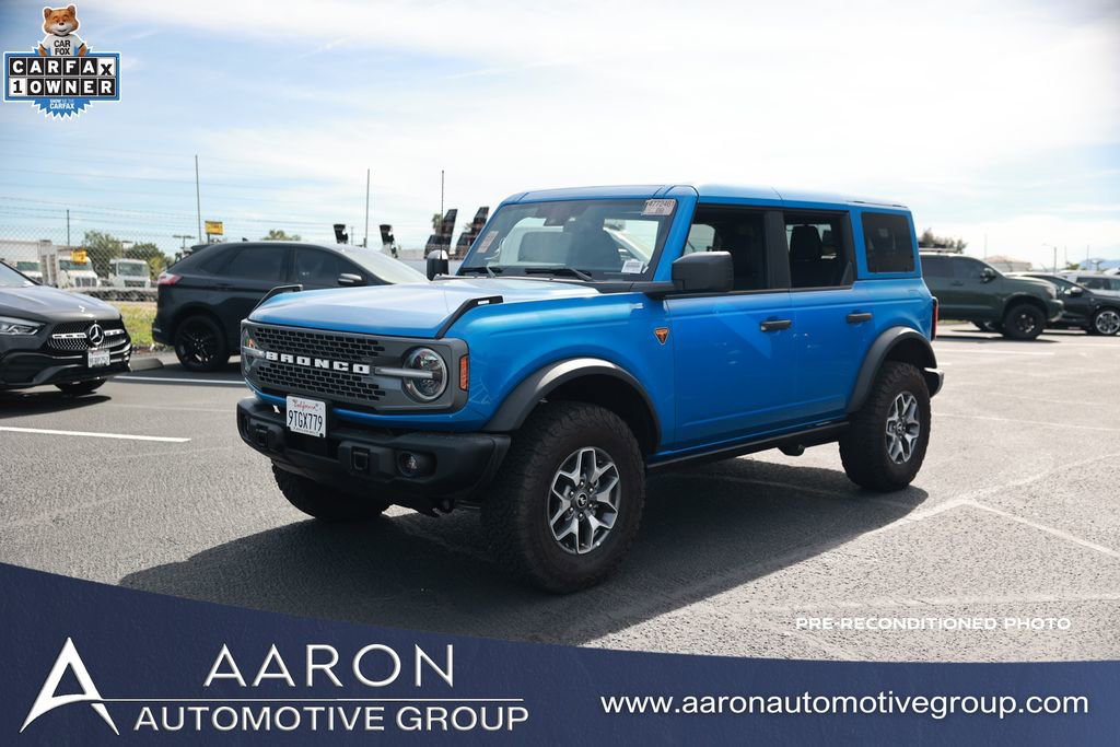 Used 2025 Ford Bronco Badlands image 1