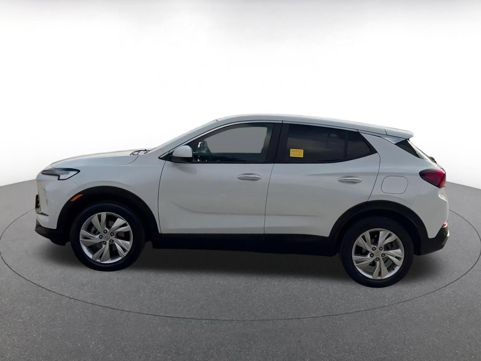 Used 2025 Buick Encore GX Preferred image 9