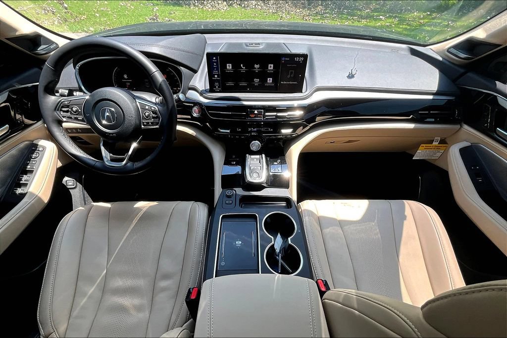 New 2025 Acura MDX FWD w/ Technology Package image 2