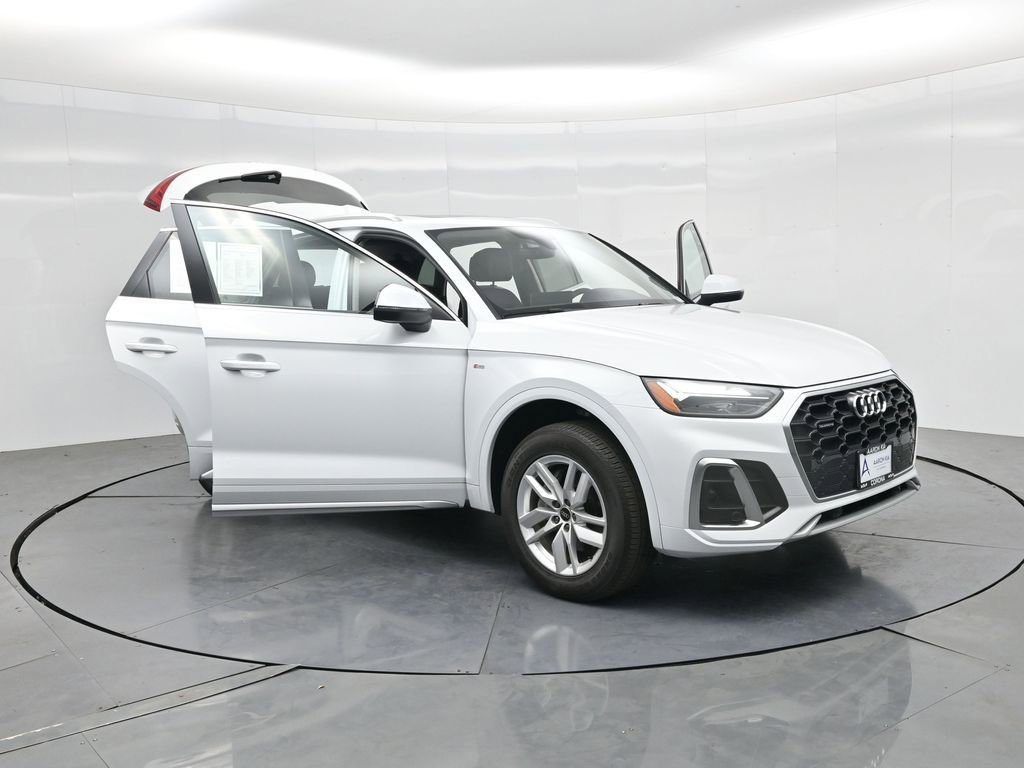 Used 2023 Audi Q5 2.0T Premium w/ Convenience Package AWD/4WD image 35