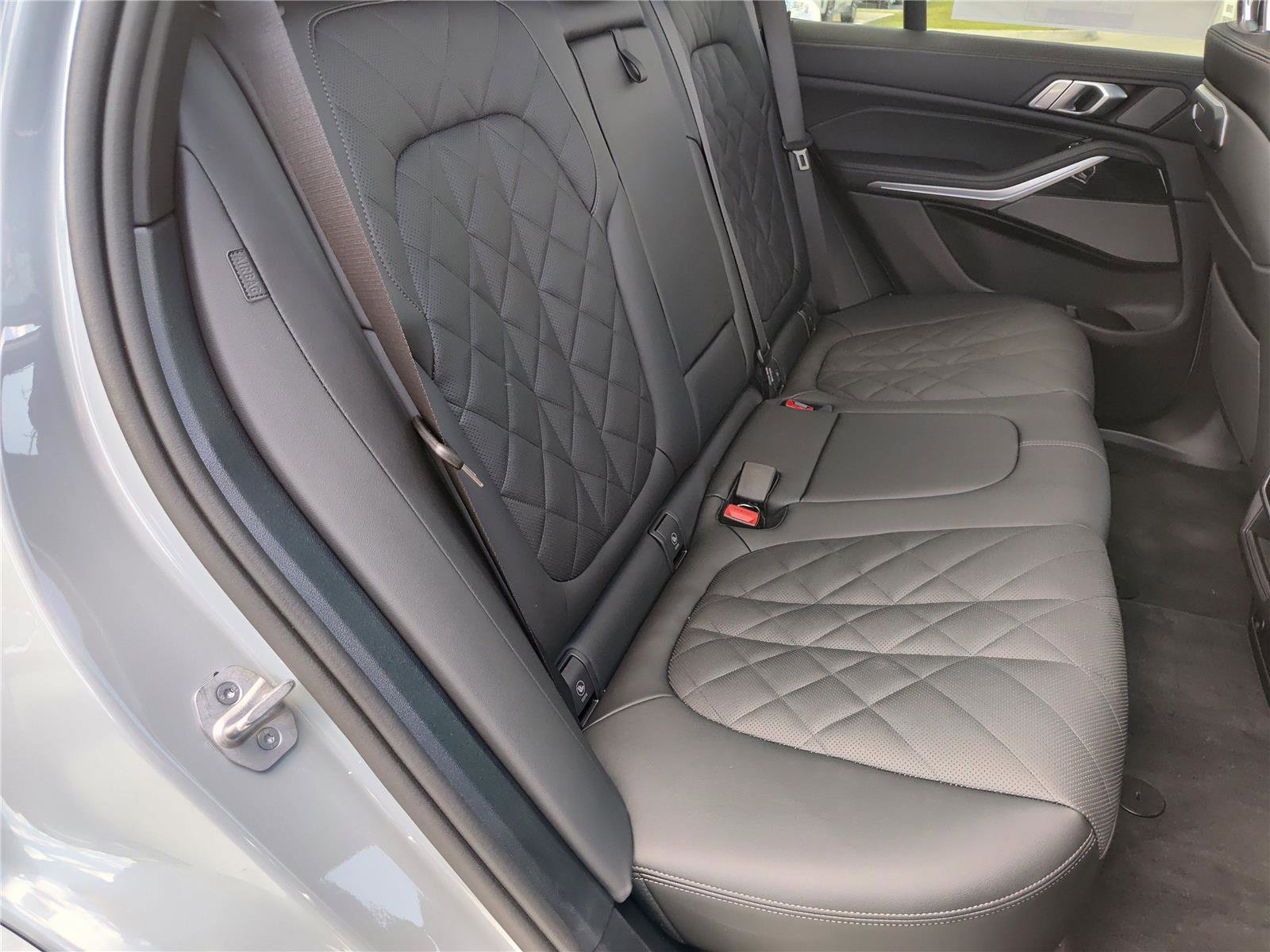 New 2026 BMW X5 xDrive50e w/ M Sport Package image 13