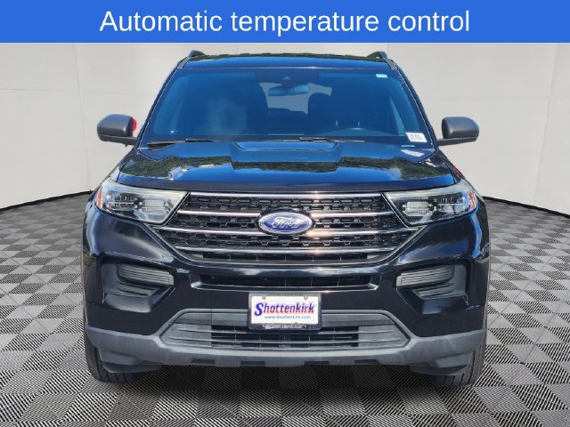 Used 2020 Ford Explorer XLT RWD image 2