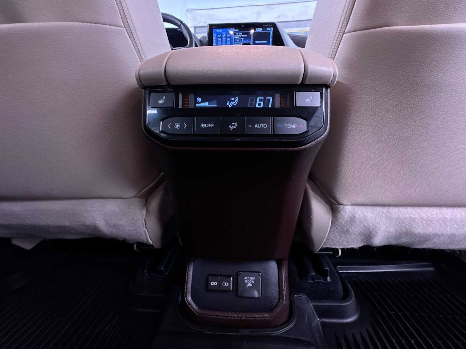 Used 2022 Toyota Highlander Platinum AWD/4WD image 39