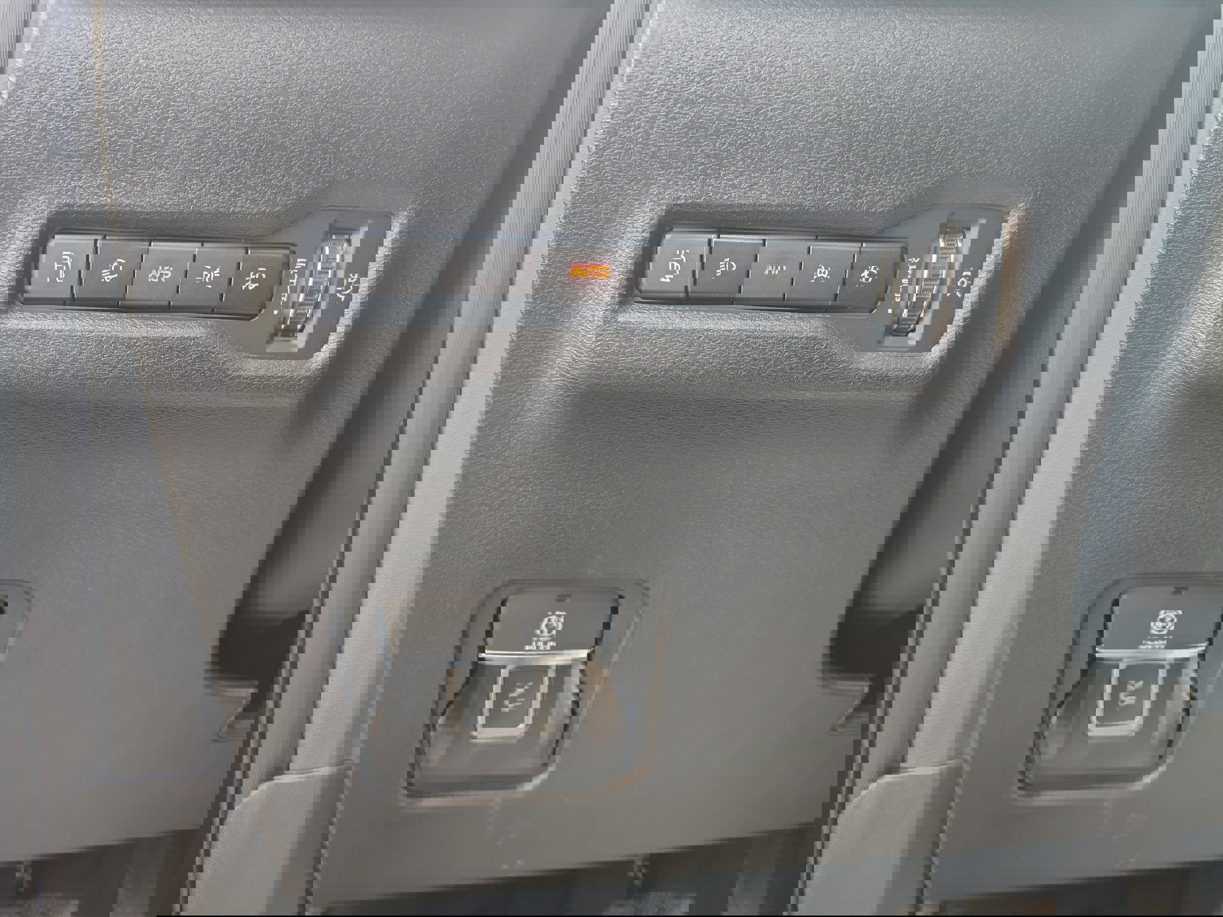 New 2026 Jeep Cherokee Limited image 25