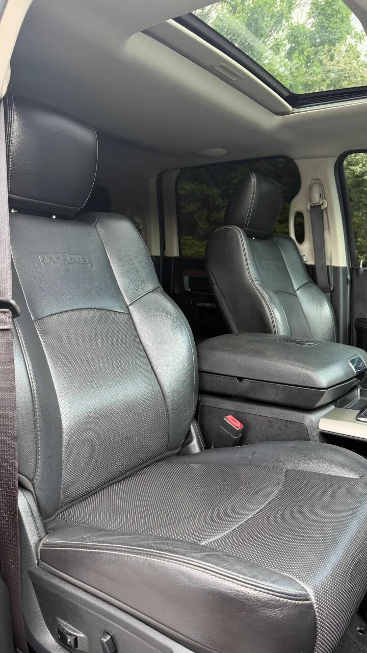 Used 2015 RAM 3500 Laramie AWD/4WD image 28