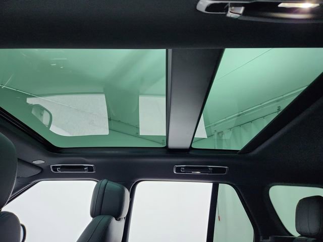 Certified 2023 Land Rover Range Rover SE image 18