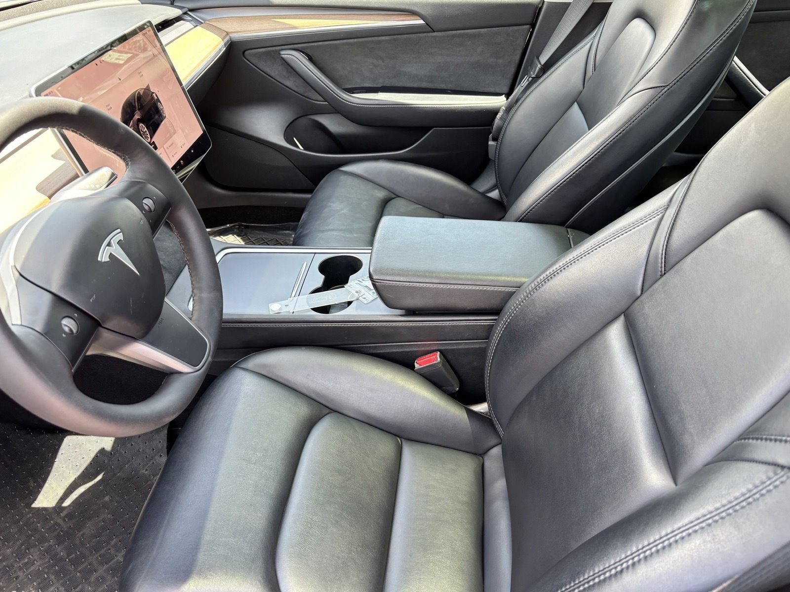 Used 2023 Tesla Model 3 Standard Range RWD image 17
