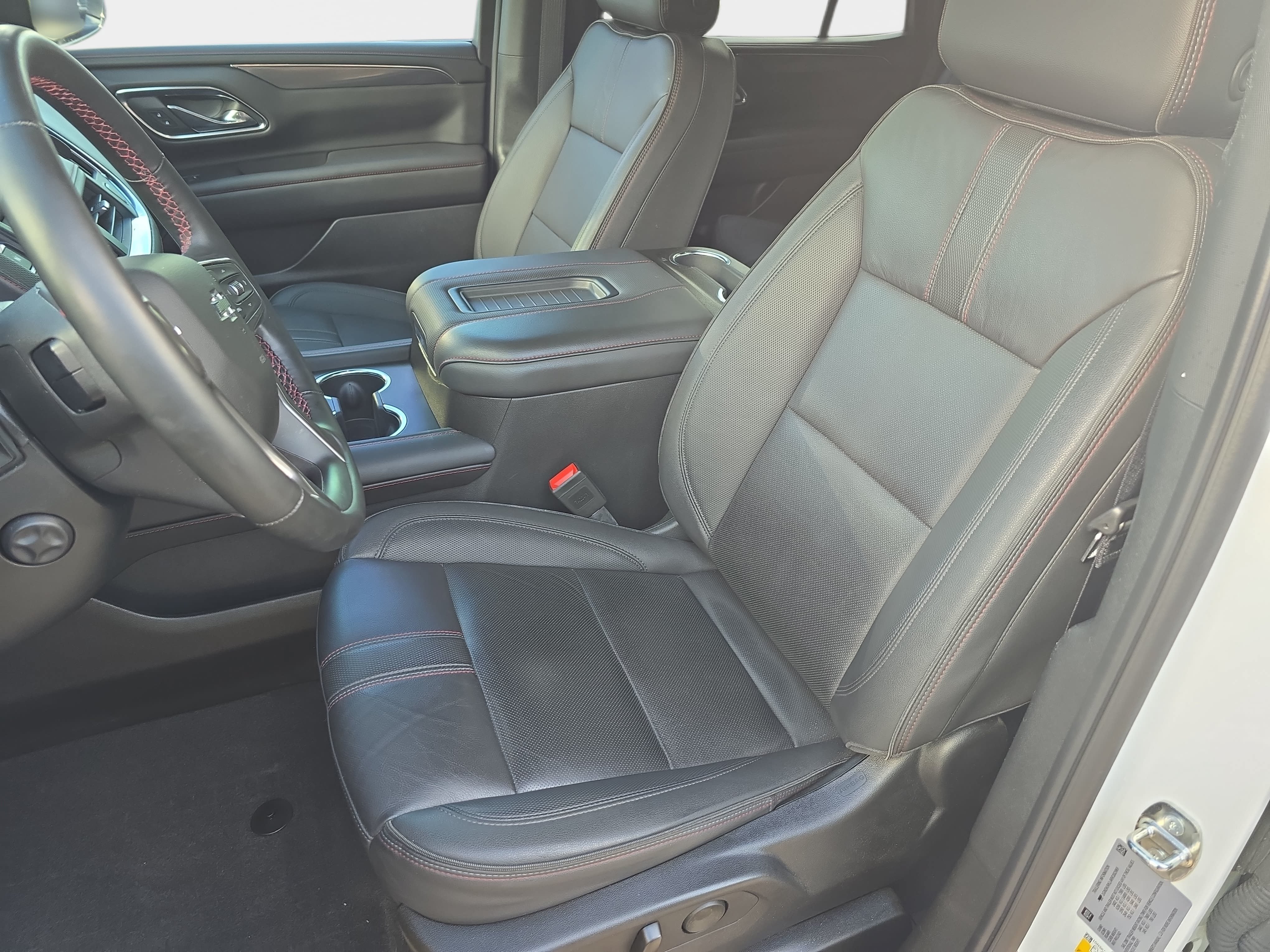 Used 2024 Chevrolet Tahoe RST w/ RST Performance Edition AWD/4WD image 17