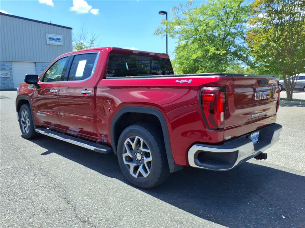 Used 2023 GMC Sierra 1500 SLT w/ SLT Premium Plus Package AWD/4WD image 12
