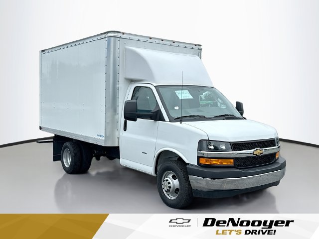 New 2024 Chevrolet Express 3500 w/ Power Convenience Package