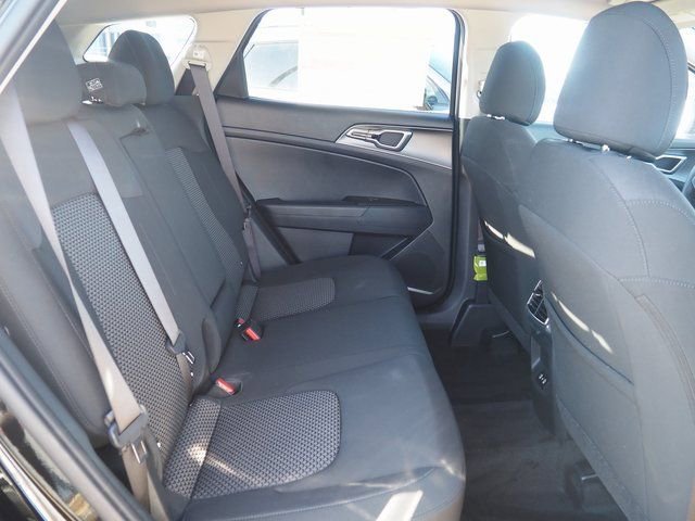 New 2026 Kia Sportage LX image 6
