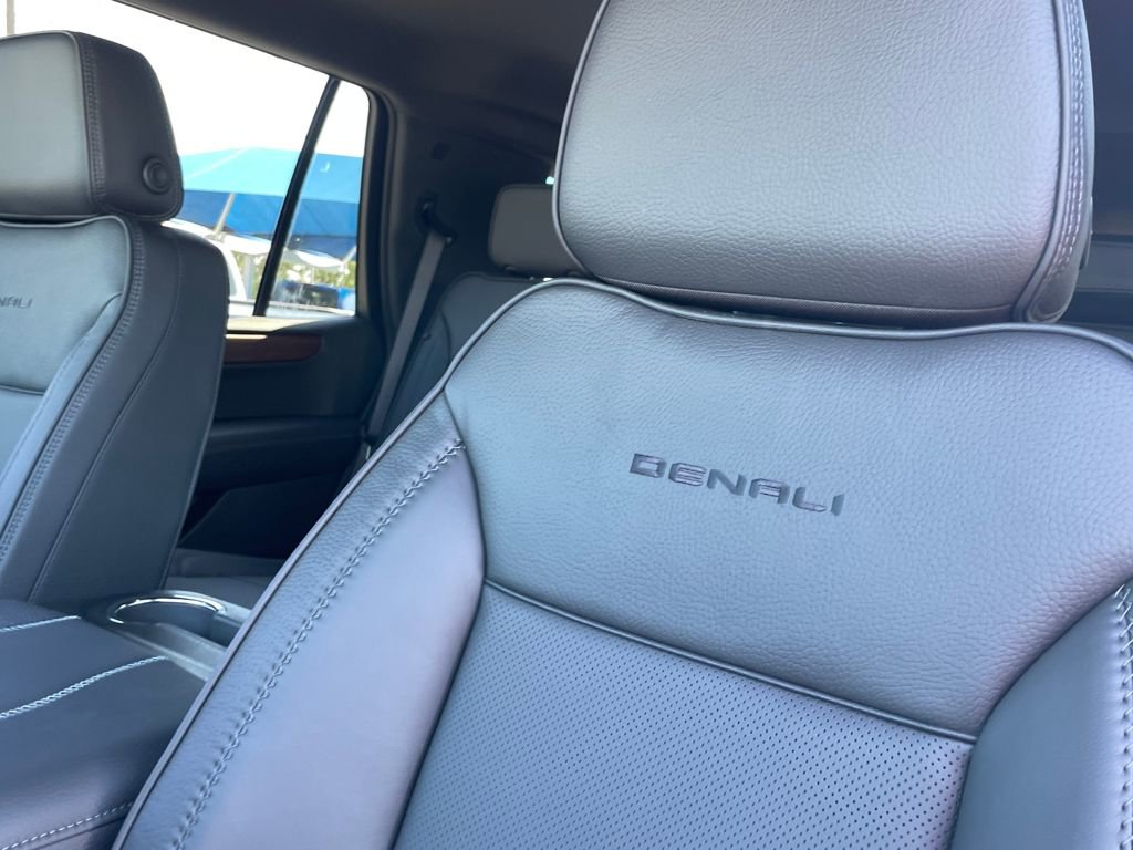 New 2026 GMC Yukon Denali w/ LPO, Floor Liner Package image 34