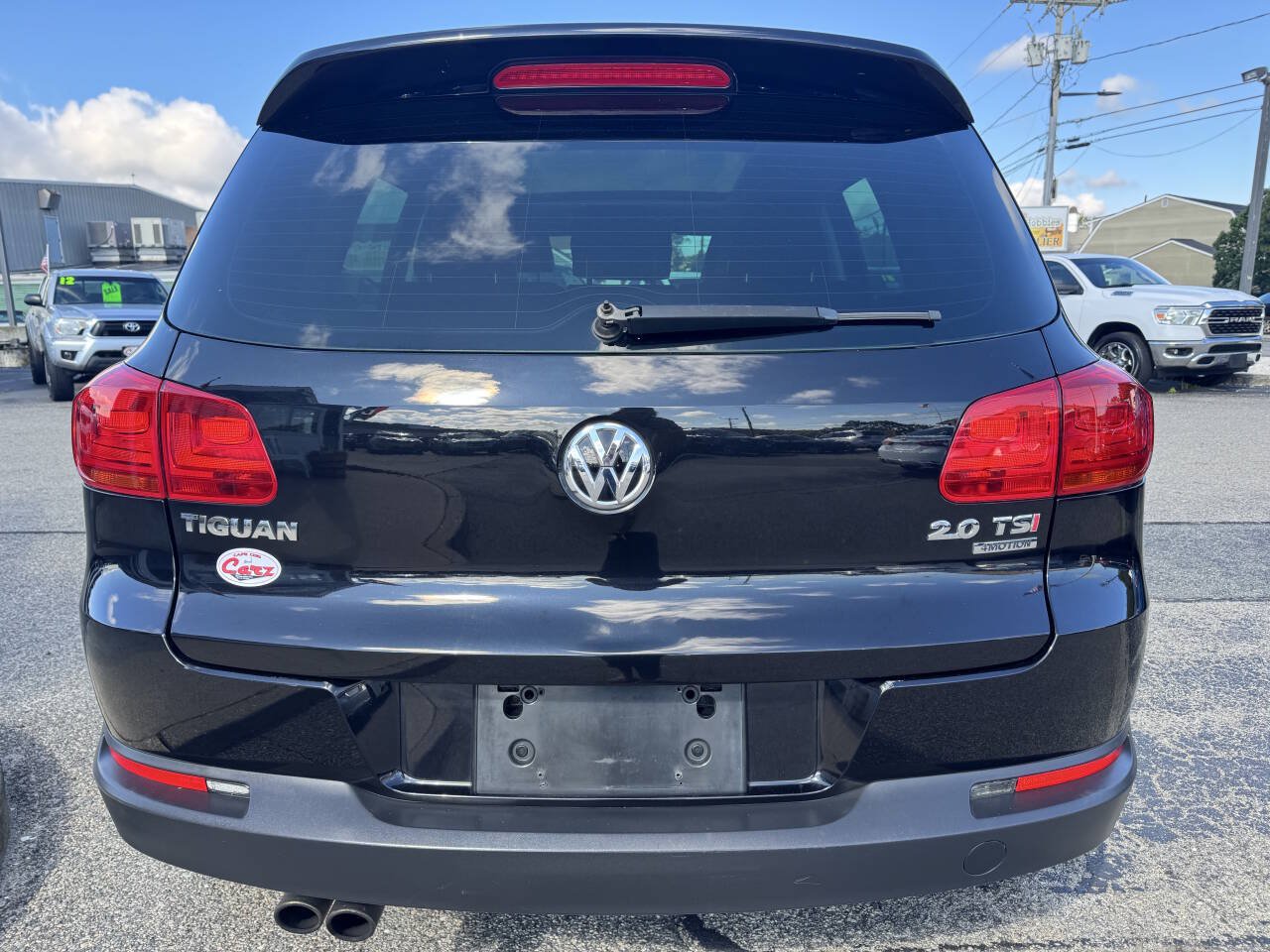 Used 2014 Volkswagen Tiguan SEL AWD/4WD image 9