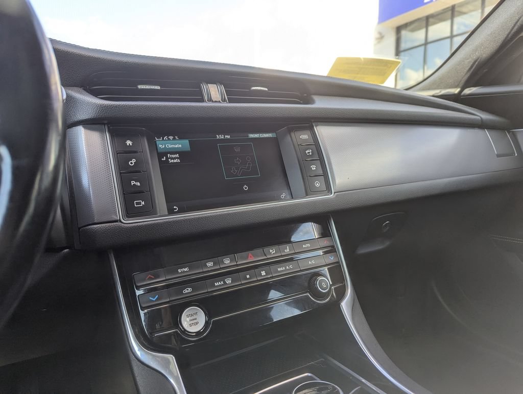 Used 2016 Jaguar XF R-Sport AWD/4WD image 23