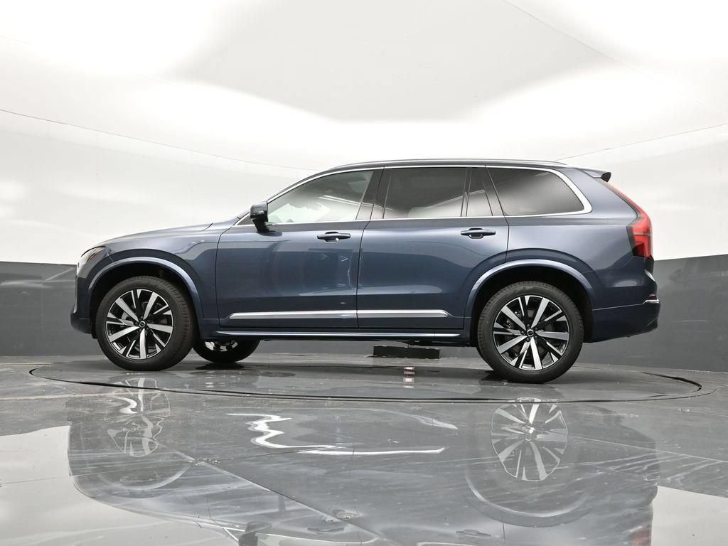 New 2026 Volvo XC90 B6 Core AWD/4WD image 30