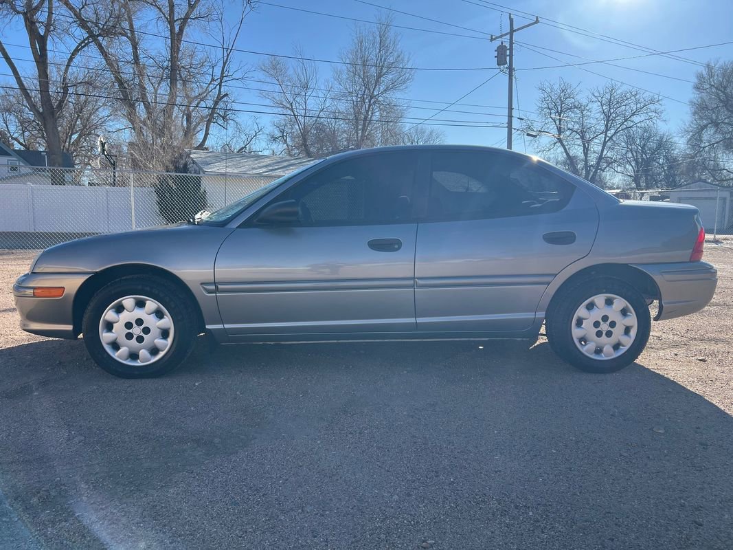 Used 1999 Dodge Neon Highline image 4