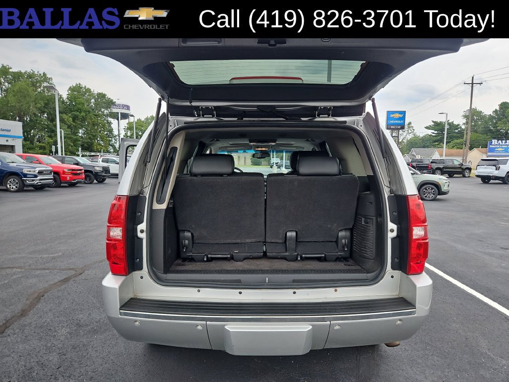 Used 2010 Chevrolet Tahoe LTZ AWD/4WD image 32