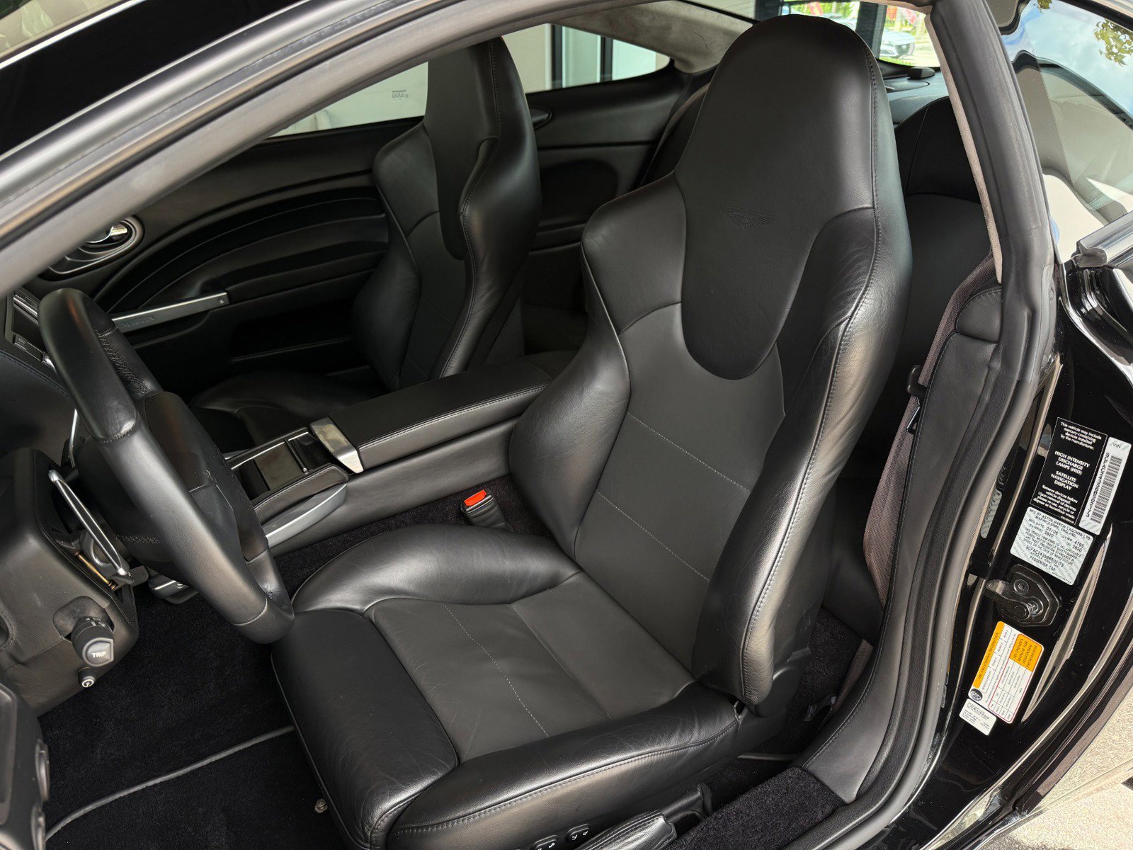 Used 2006 Aston Martin Vanquish S image 28